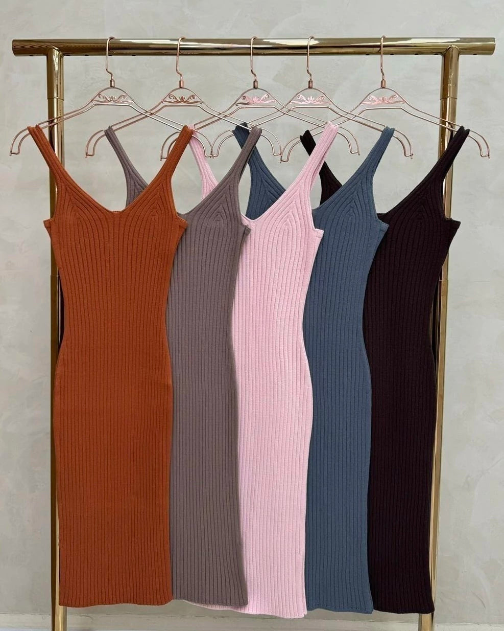 Vestido Gislaiene Reto — Vivanne Boutique