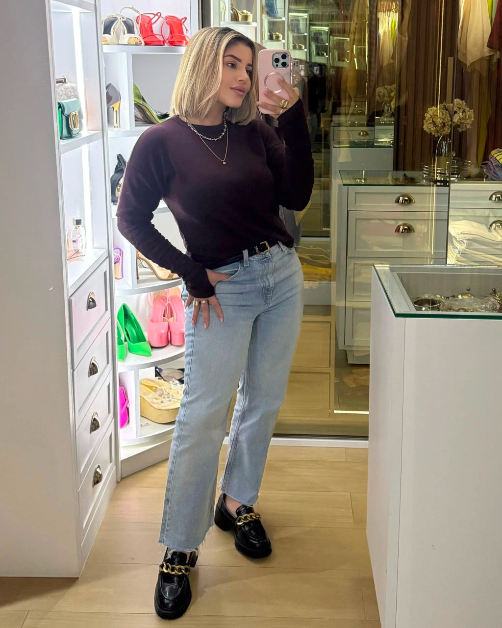Blusa Renda Manga Longa — Vivanne Boutique