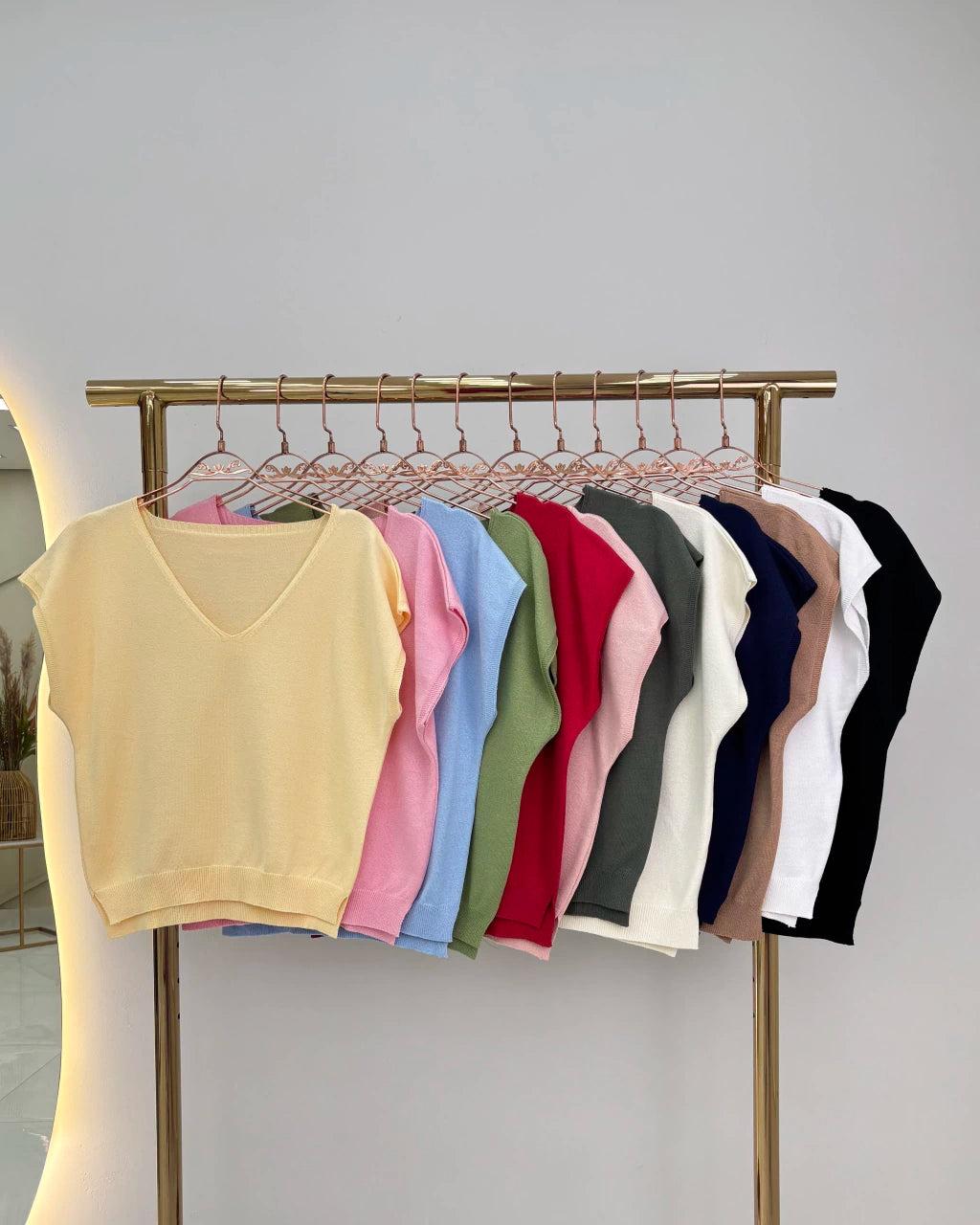 Cropped Colete V em Tricô — Vivanne Boutique