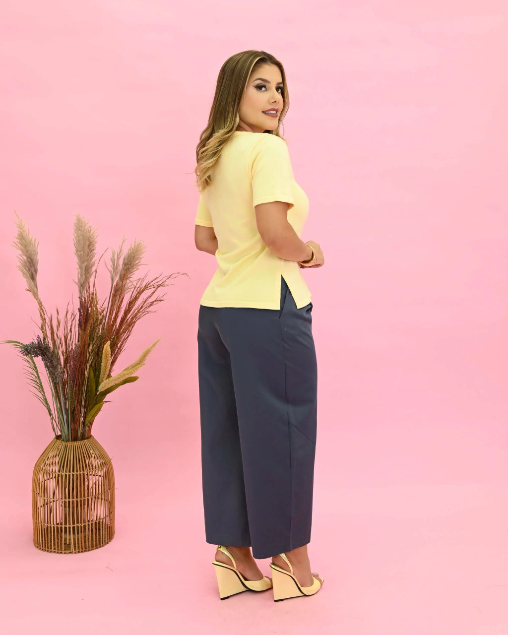 Blusa Básica Tricô — Vivanne Boutique