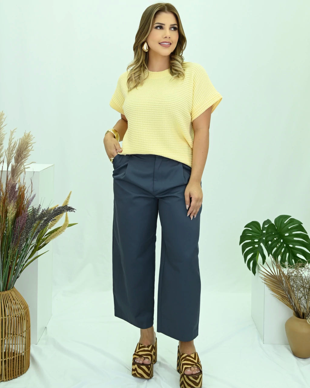Blusa Keyla Solta — Vivanne Boutique