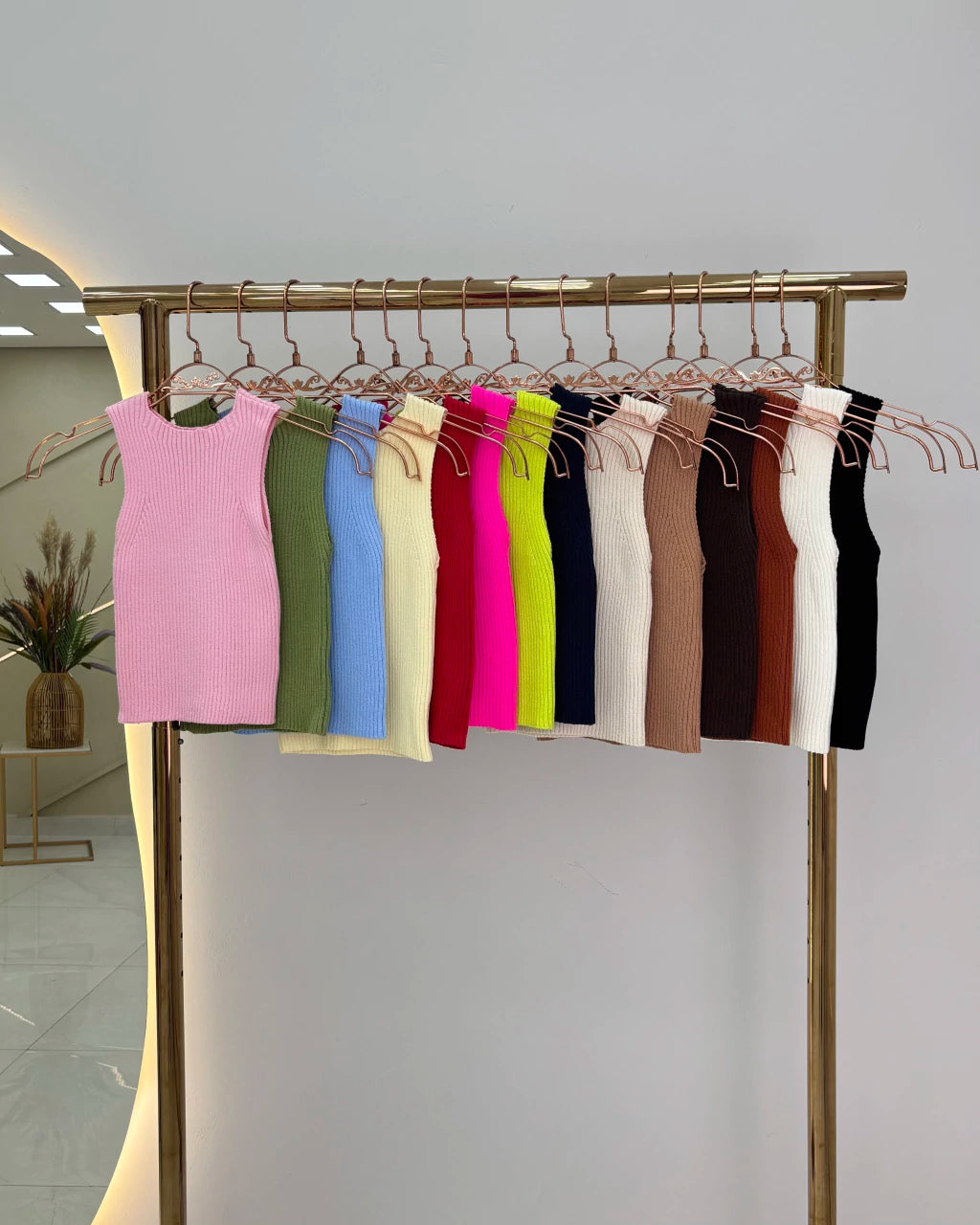 Cropped Básico Coringa — Vivanne Boutique