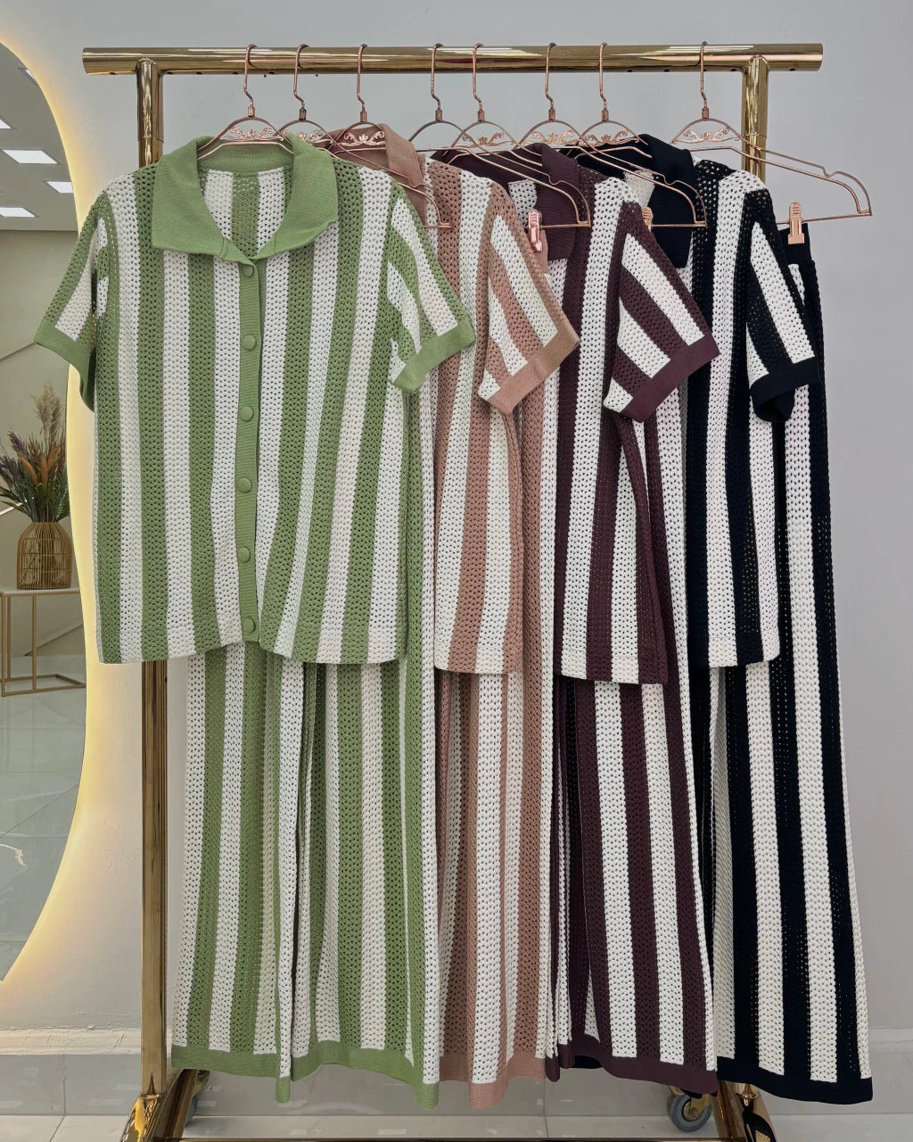 Conjunto Oliver Calça Listrada — Vivanne Boutique
