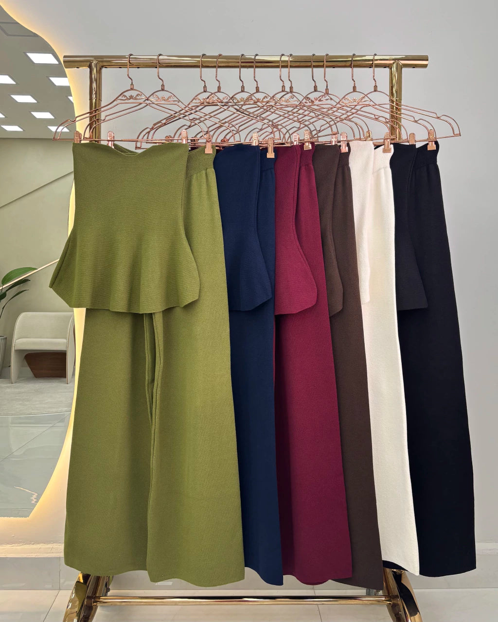 Conjunto Simone Verde Suave — Vivanne Boutique