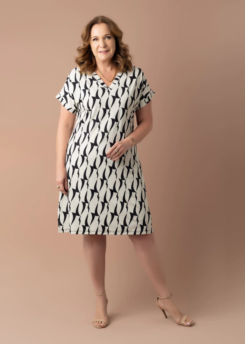 Vestido Centeio Off White e Preto