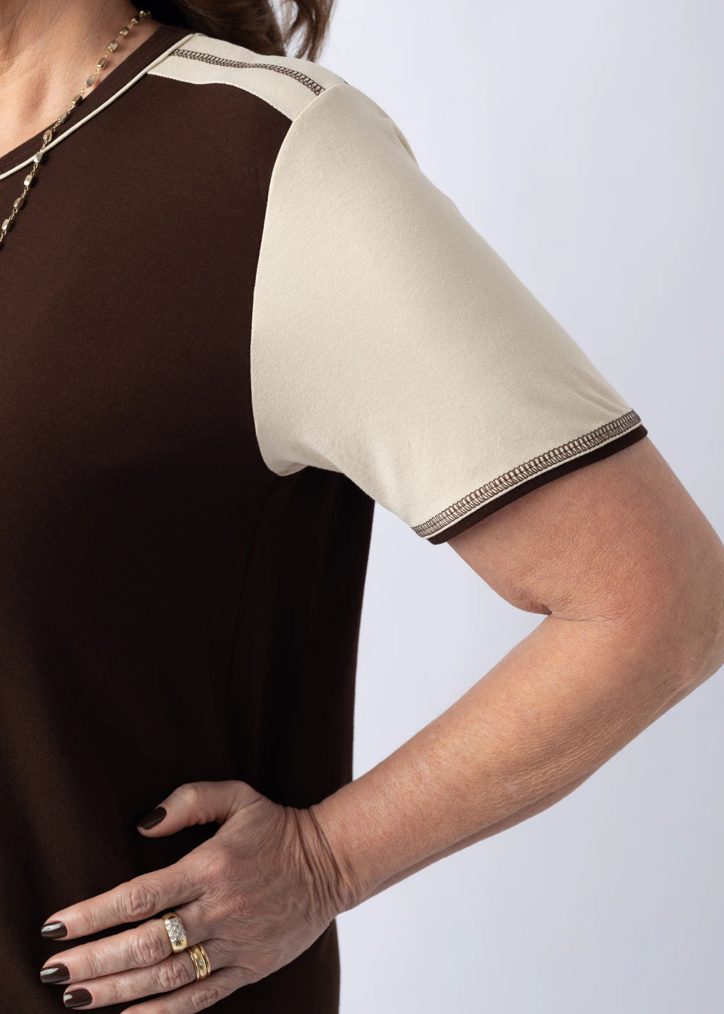 Conjunto Luzia Marrom e Off White