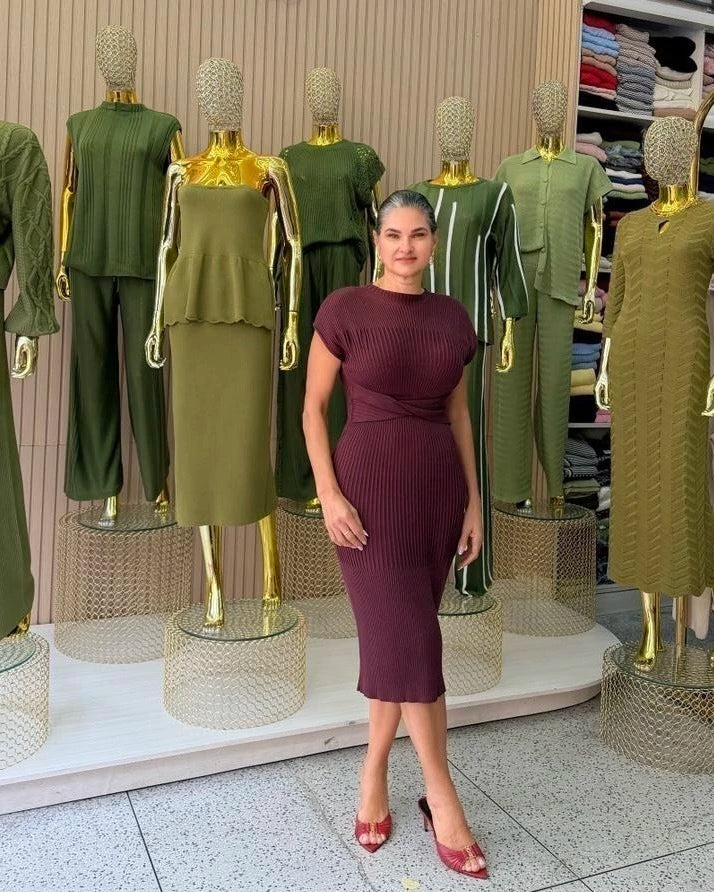 Vestido Nayara Minimalista — Vivanne Boutique