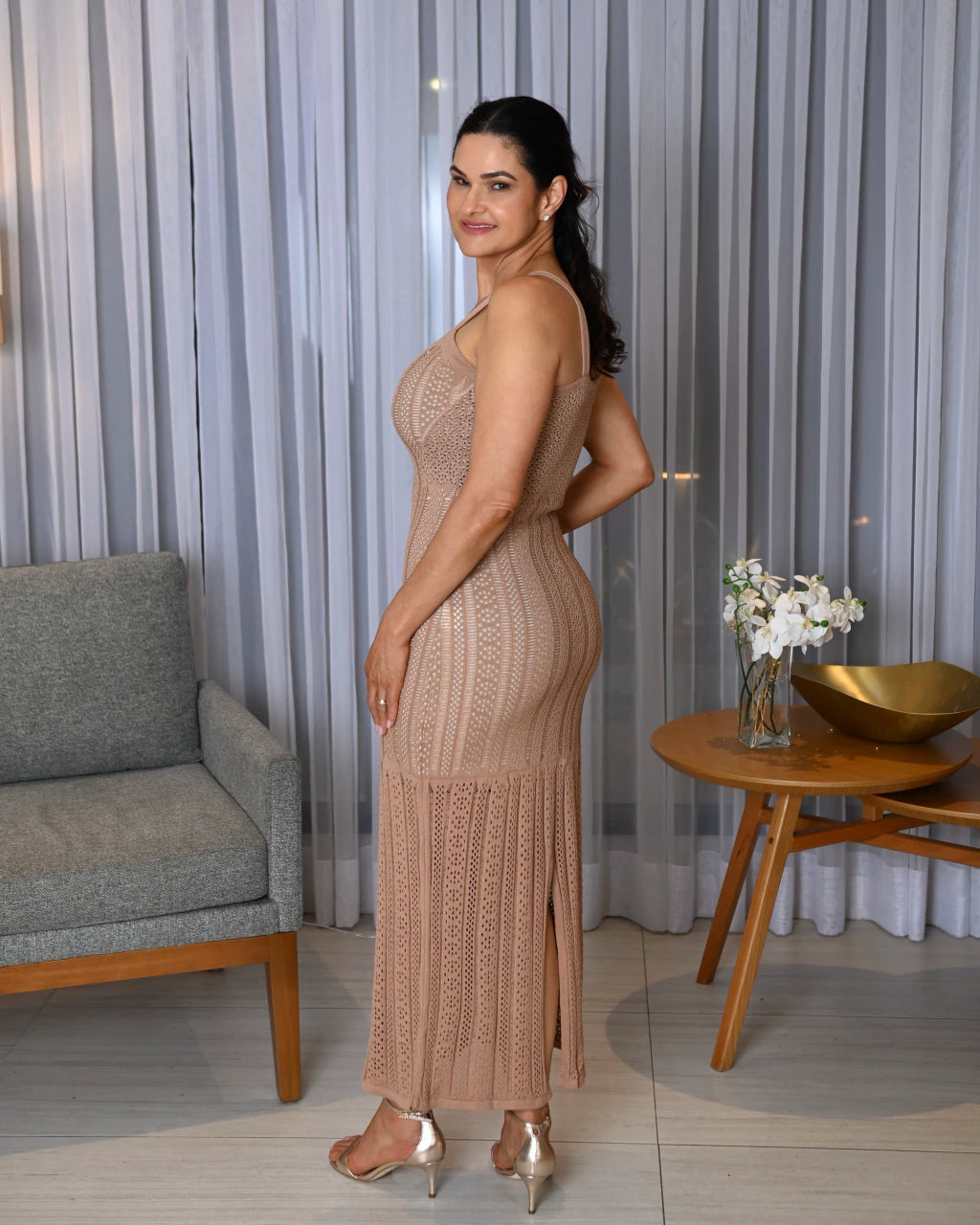 Vestido Fenda Lurex Brilho Discreto — Vivanne Boutique