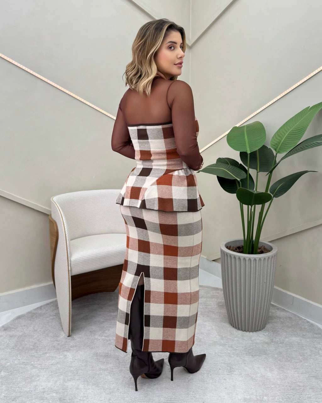 Conjunto Júlia Midi Alongado — Vivanne Boutique