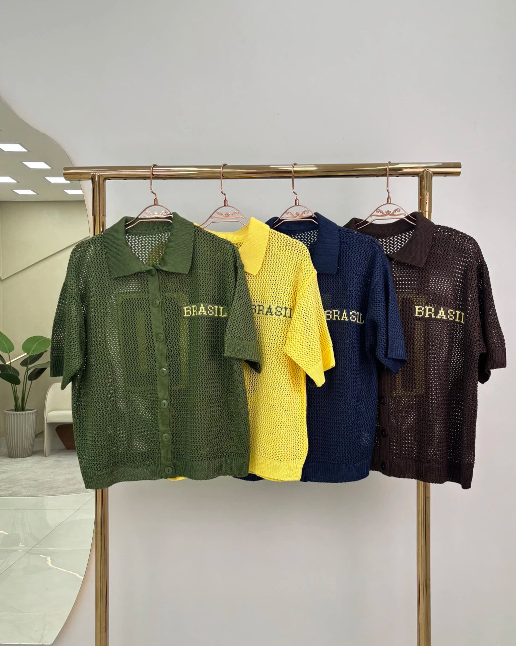 Blusa Brasil Botão Reta — Vivanne Boutique