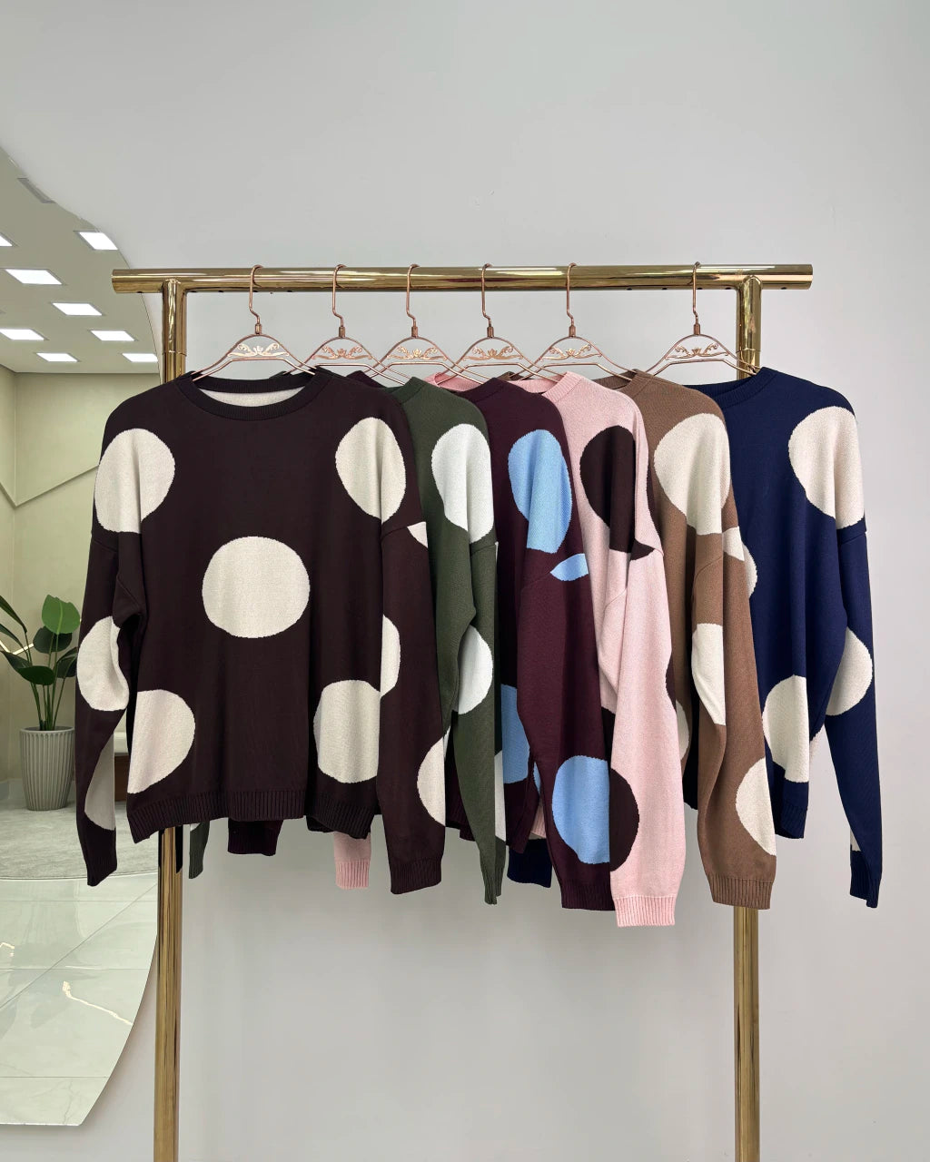 Blusa Poá Manga Longa — Vivanne Boutique