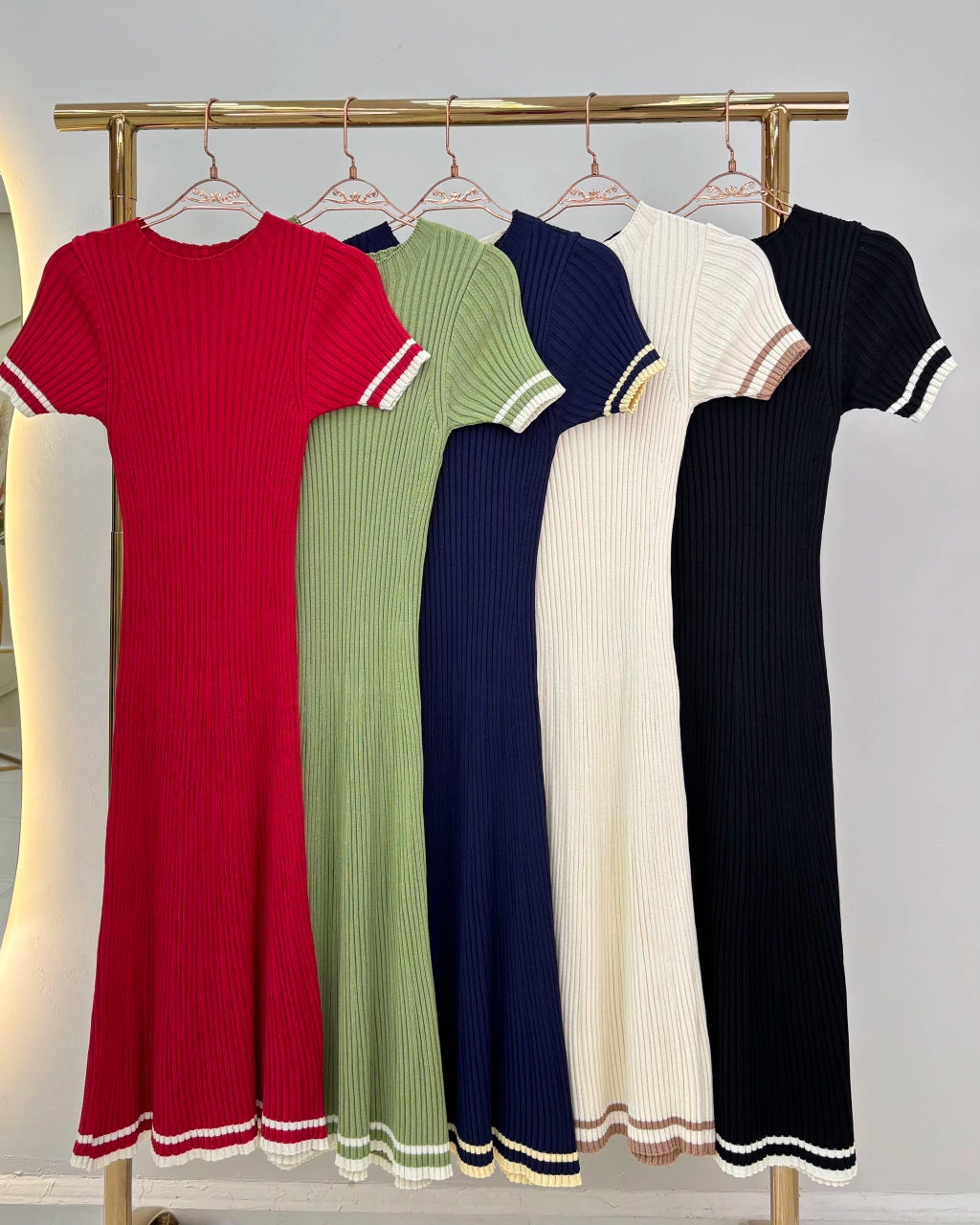 Vestido Gaby Midi Corte Reto — Vivanne Boutique
