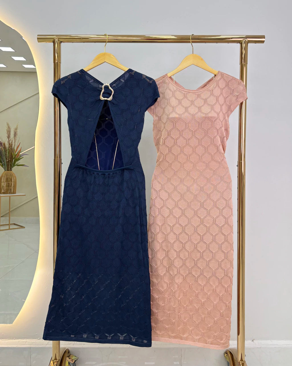 Vestido Adriana Reto e Alongado — Vivanne Boutique