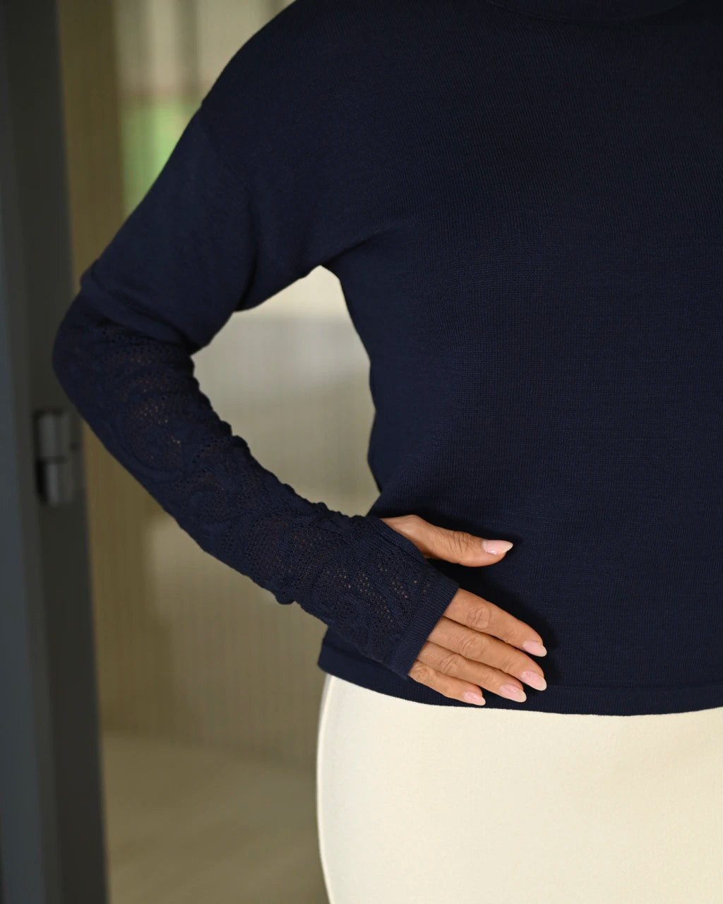 Blusa Renda Manga Longa — Vivanne Boutique