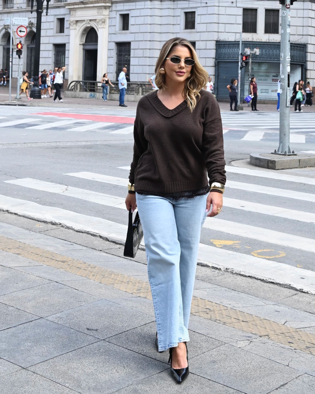 Blusa Renda Lu Leve — Vivanne Boutique