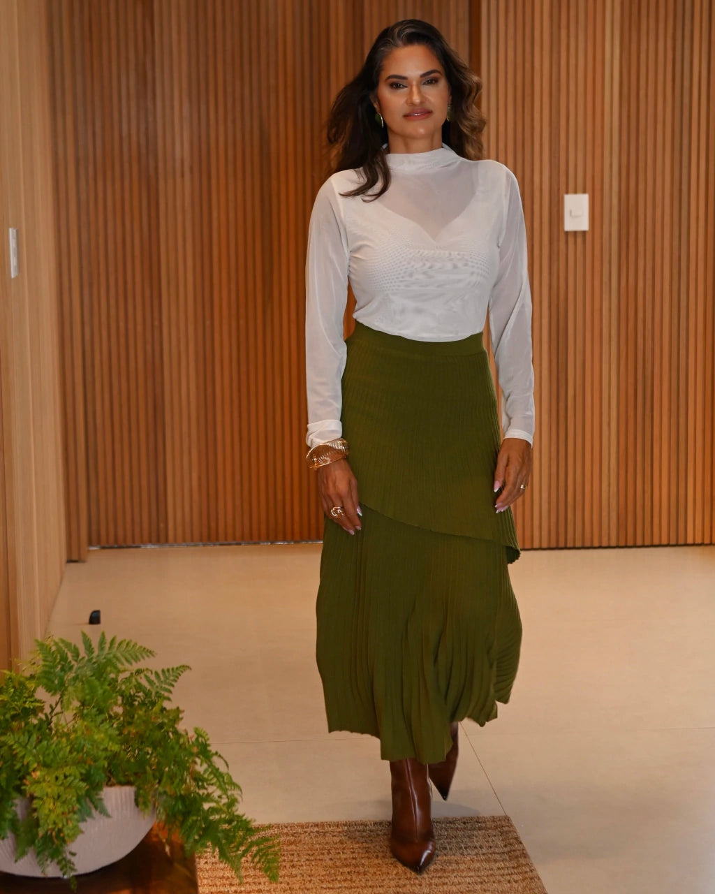 Saia Amar Reta — Vivanne Boutique