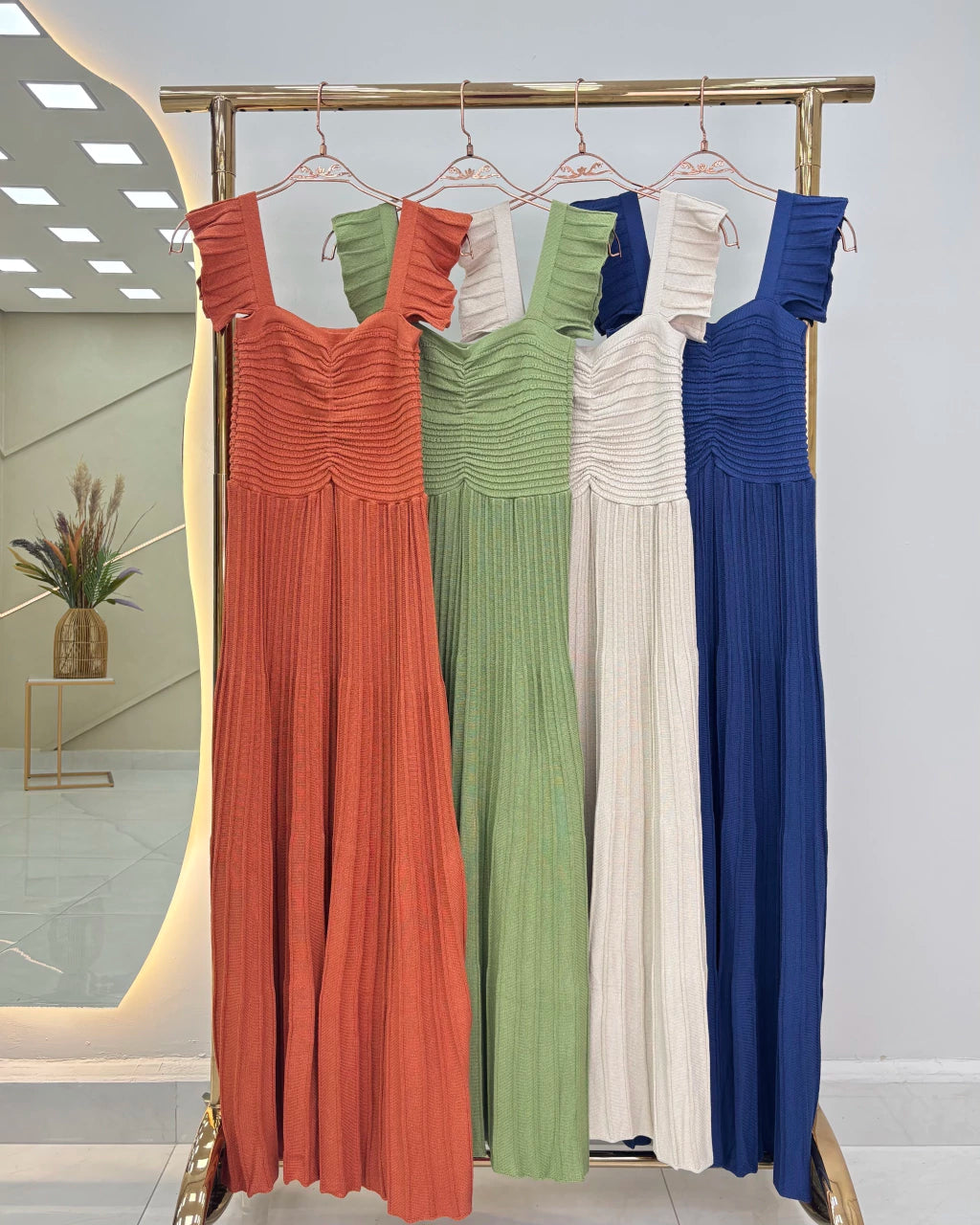 Vestido Naiane Vibrante — Vivanne Boutique