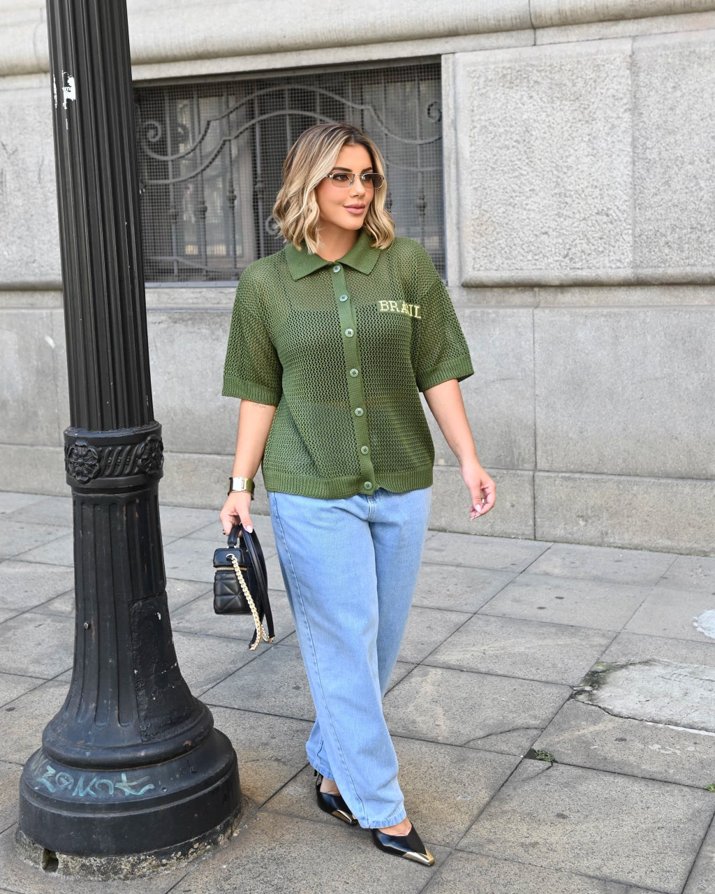Blusa Brasil Botão Reta — Vivanne Boutique