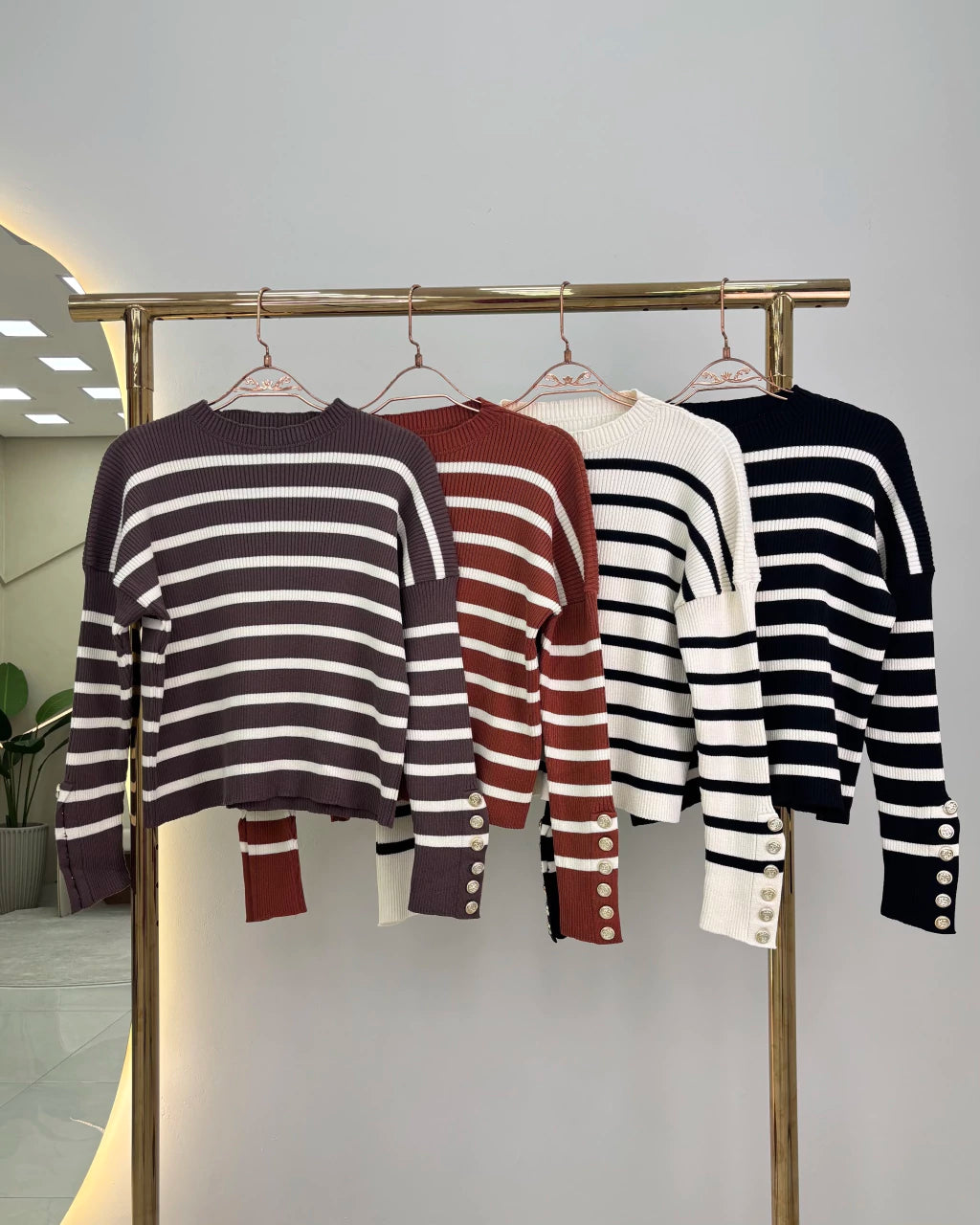 Blusa Mayte listrada — Vivanne Boutique