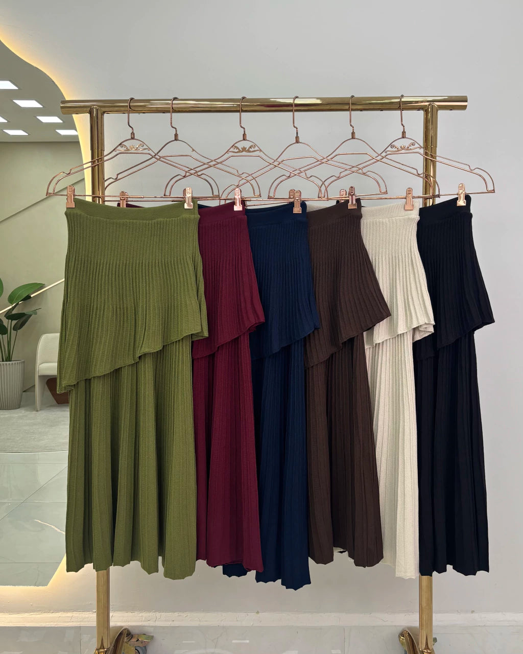 Saia Amar Reta — Vivanne Boutique